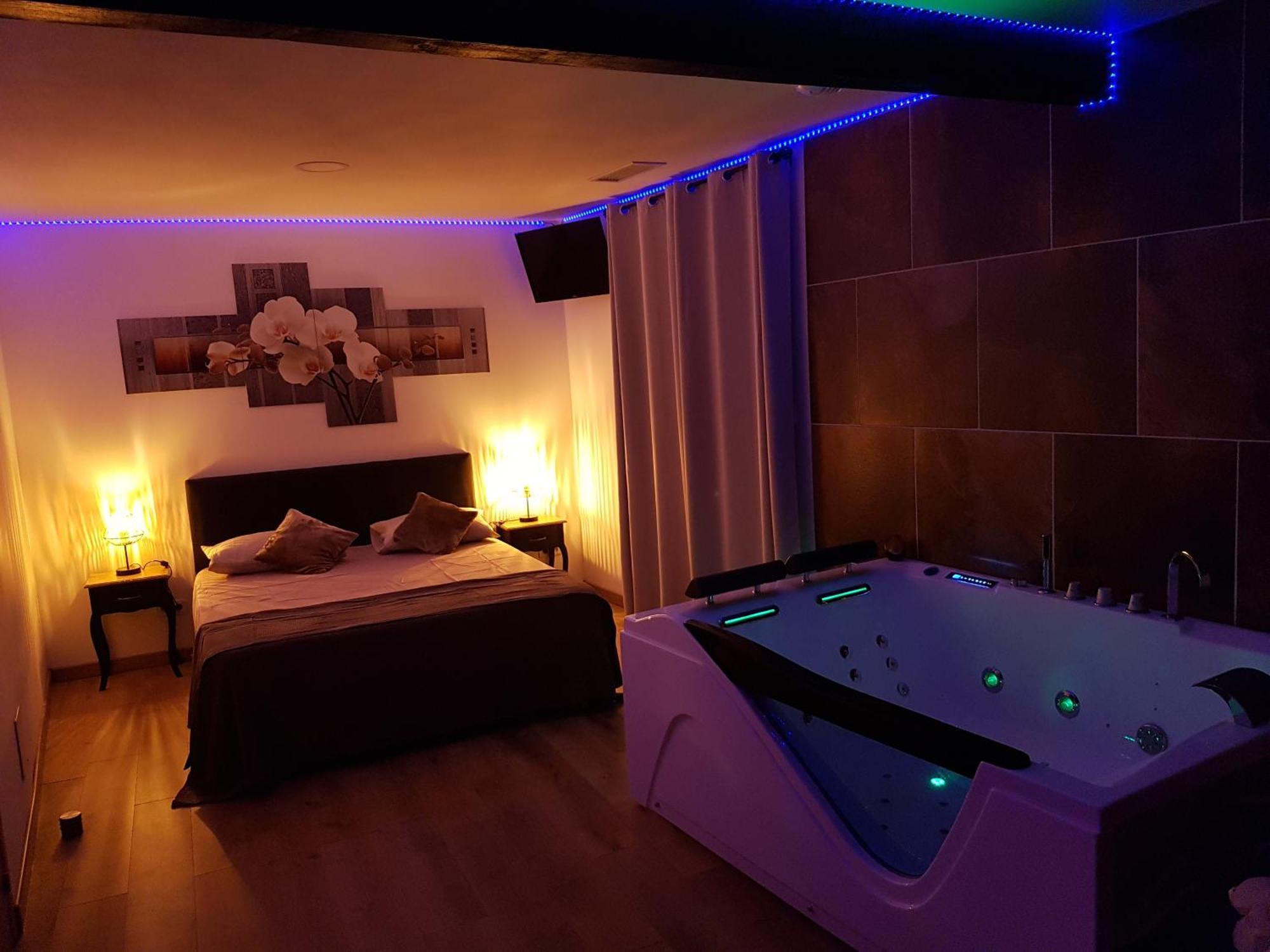 Love Room Jaccuzi Puisserguier ภายนอก รูปภาพ